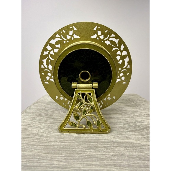 Vintage Enameled Green Tabletop Clock With Gemstones Quartz Works - Picture 6 of 15